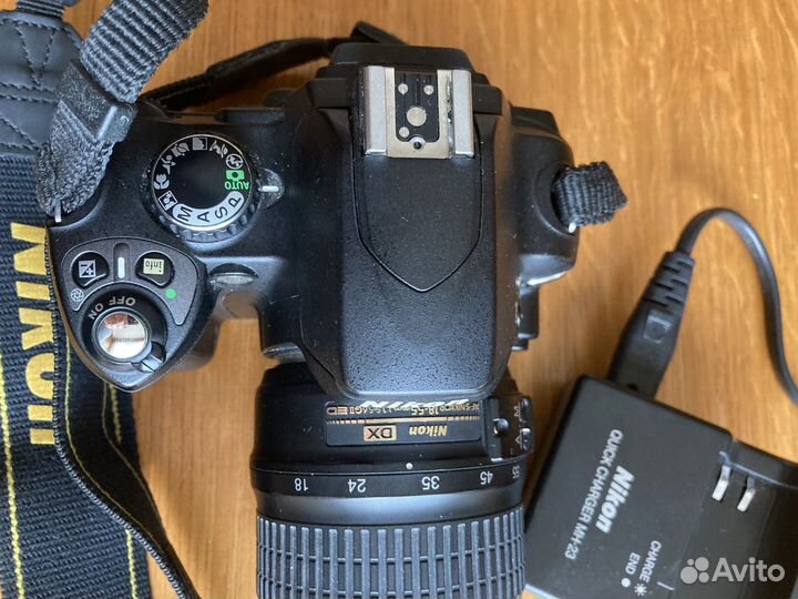 Nikon D40 Зеркальный фотоаппарат