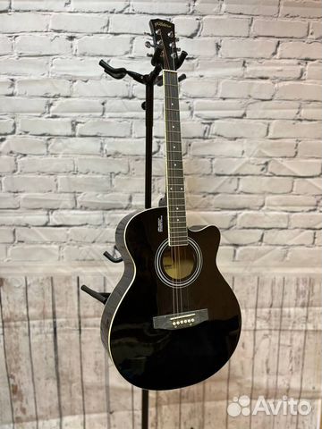 Акустическая гитара