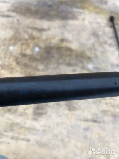 Амортизатор крышки багажника Audi A4 B7