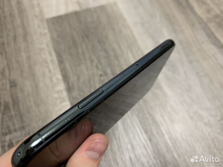iPhone 11 Pro, 64 ГБ