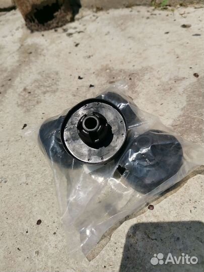 Поддомкратник Mercedes Benz