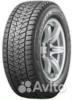 Bridgestone Blizzak DM-V2 275/50 R20 113R