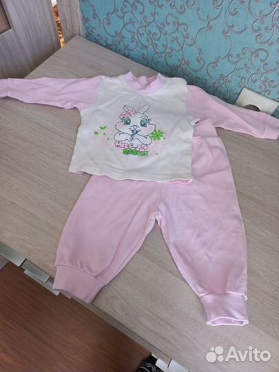 Продам детские вещи