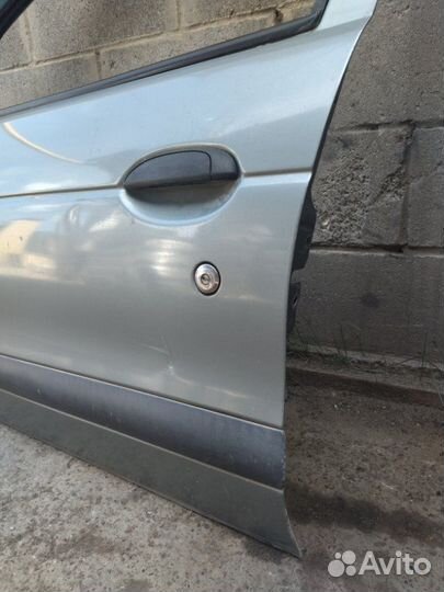 Дверь передняя левая Renault Megane 1 K7M A 7/02