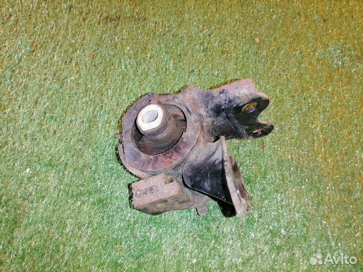 Опора двигателя (подушка двс) левая GS1G39070B Maz