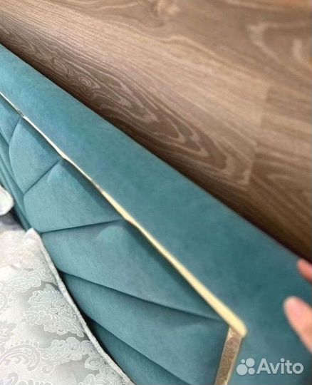 Современная кровать