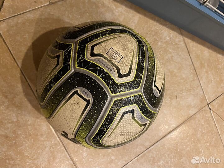 Футбольный мяч Puma