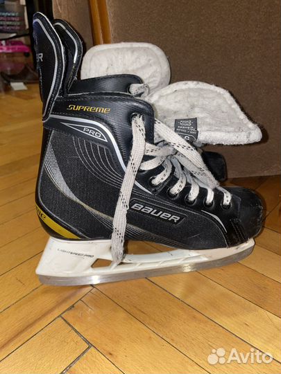 Хоккейные коньки bauer