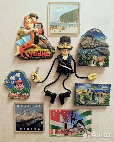 Магниты на холодильник из разных стран