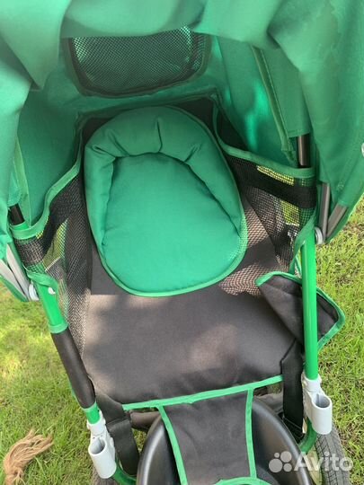 Трехколесный велосипед с ручкой