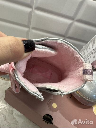 Ботинки для девочки 25