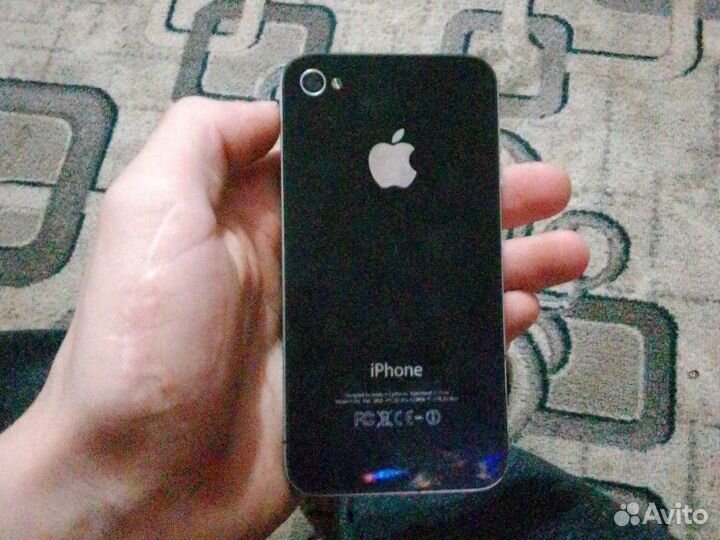 iPhone 4, 8 ГБ