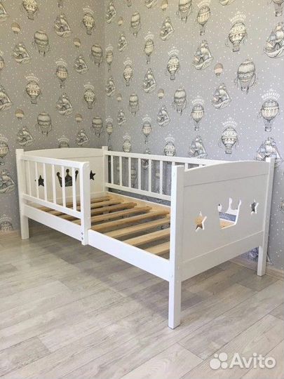 Детская кровать из массива березы