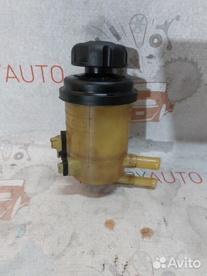 Бачок гура Kia Sportage 2