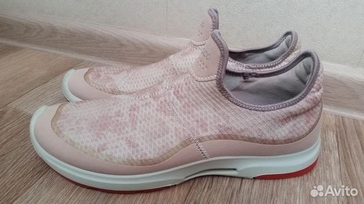 Кроссовки ecco 39 размер