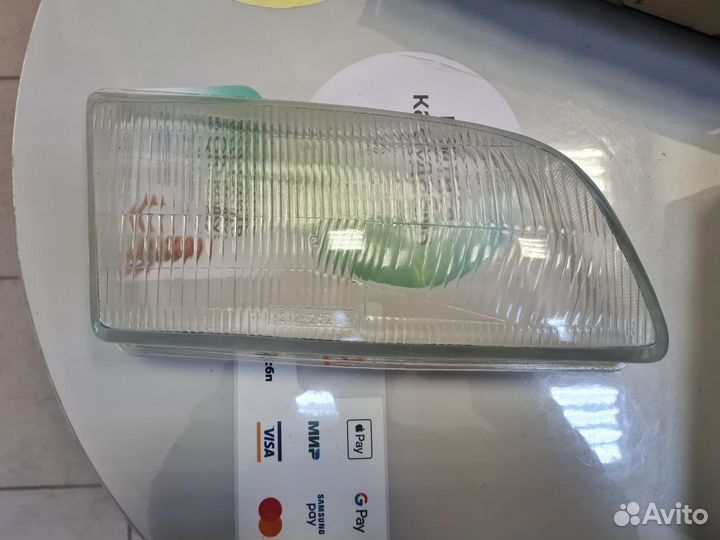 Стекло правой фары toyota corona st190 carina ll