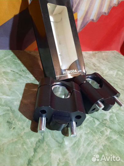 Крепление на руль переходного сечения 28 мм чёрный