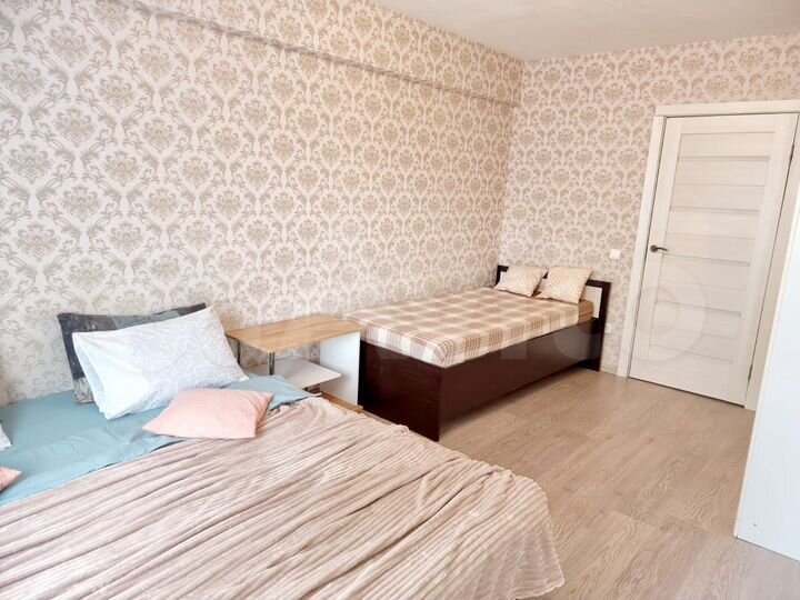 2-к. квартира, 54 м², 3/9 эт.