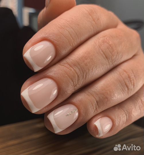 Наращивание ногтей