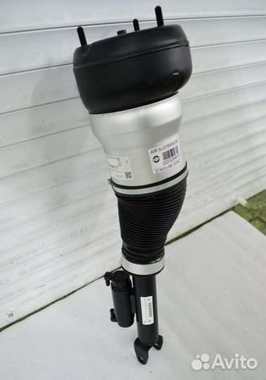 Пневмостойка передняя правая Mercedes S W222 RWD