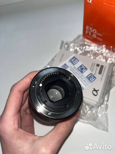 Объектив Sony E-mount 50mm F1.8 OSS