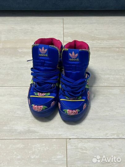 Кроссовки adidas