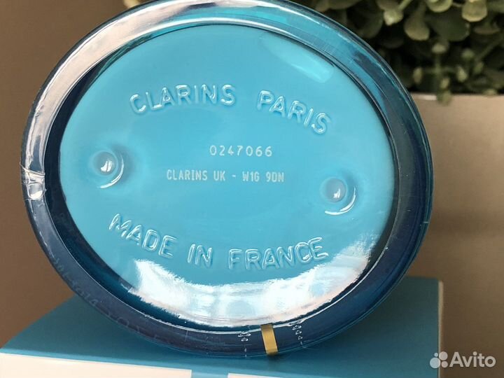 Clarins Hydra-Essentiel в ассортименте