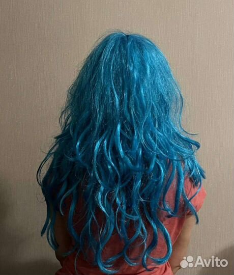 Парик карнавальный голубой