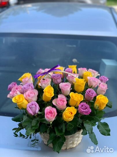 Розы Кения в корзине Букет цветов с доставкой