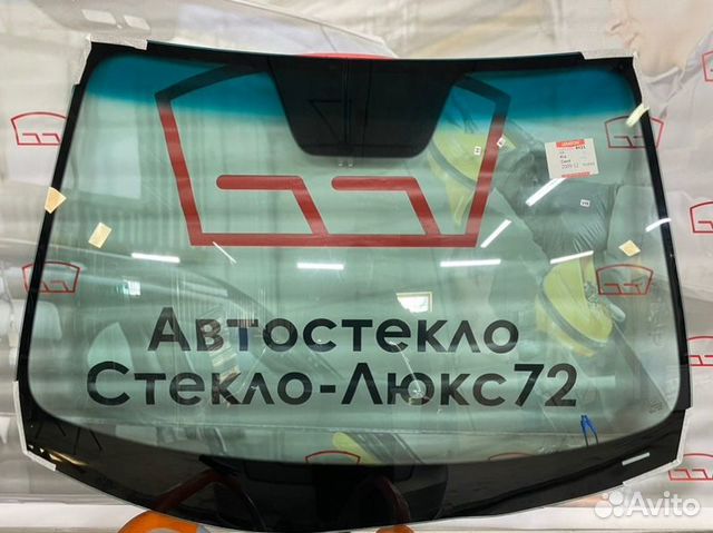 Лобовое стекло Kia Ceed 2009-2012