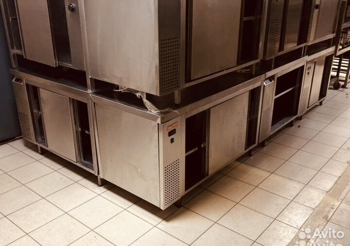 Тепловые столы, столы с подогревом