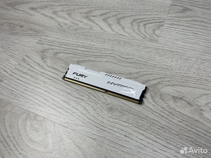 DDR3 4 GB 1600 mhz HyperX Fury для пк Новая