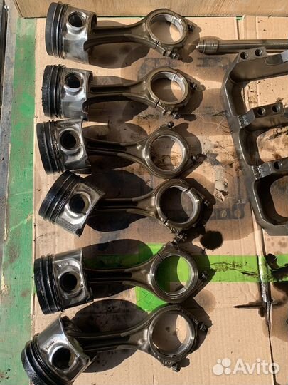 Поршни и шатуны 3.0 bks