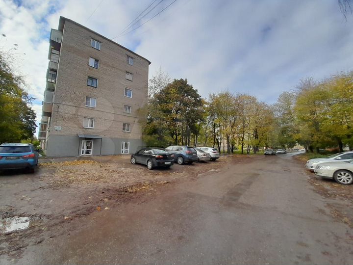 Торговая площадь, 67 м²
