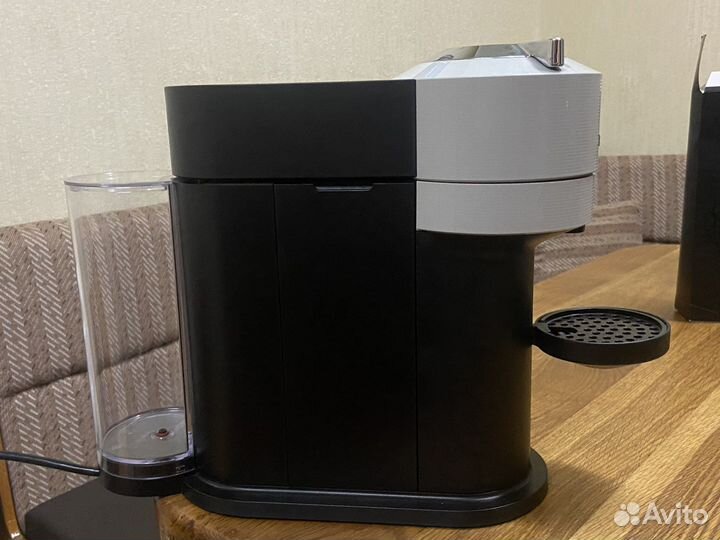 Кофеварка Кофемашина капсульного типа Nespresso