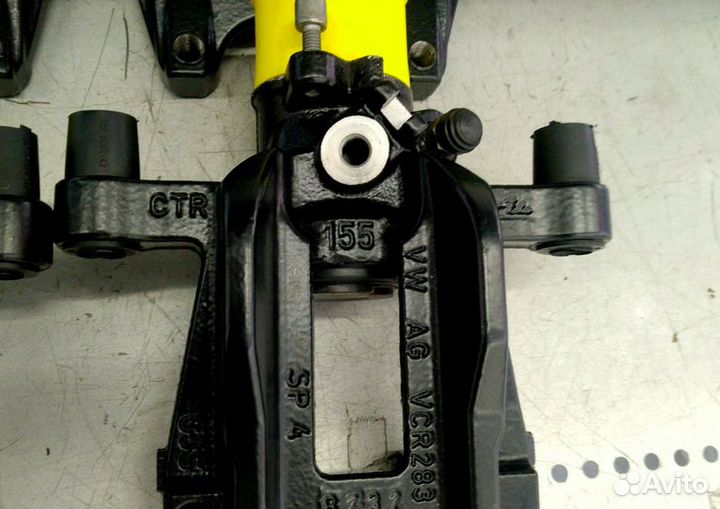 Суппорты Golf viii 7 8 R20 R-line задние 310 б.у