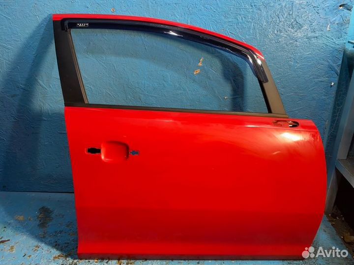 Дверь передняя правая Opel Corsa D 1.4 Z14XEP 2009