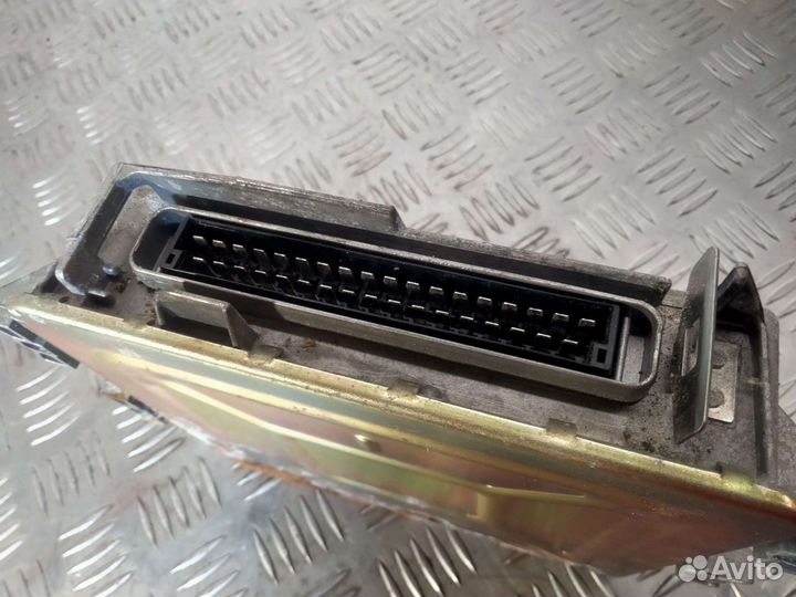 Блок управления двигателем Peugeot 405 1.6 1991 г