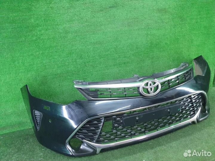 Бампер передний Toyota Camry