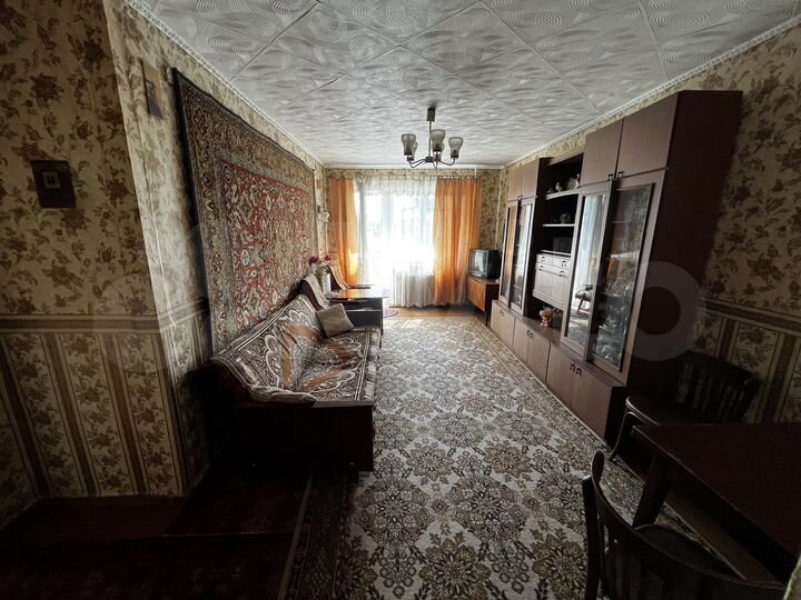 3-к. квартира, 60 м², 3/5 эт.