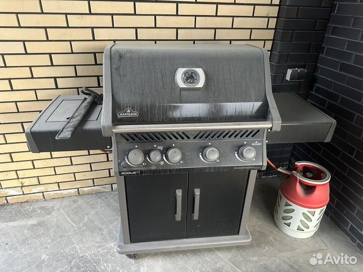 Гриль газовый Napoleon Rogue XT