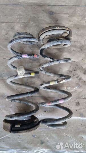 Пружины задние Hyundai Santa Fe