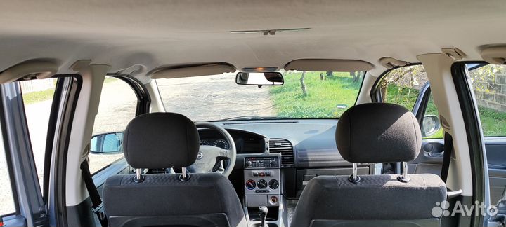 Opel Zafira 1.6 МТ, 2004, 240 000 км