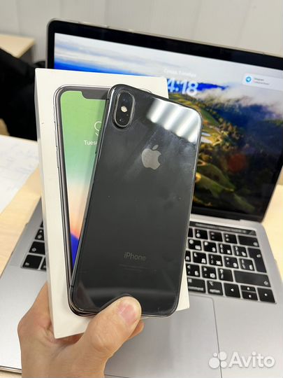 iPhone X, 64 ГБ
