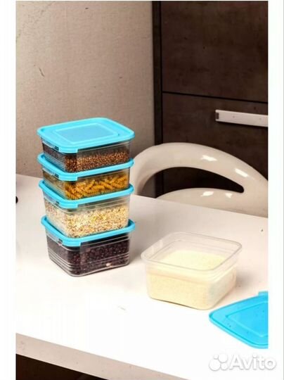 Пластиковые контейнеры для хранения