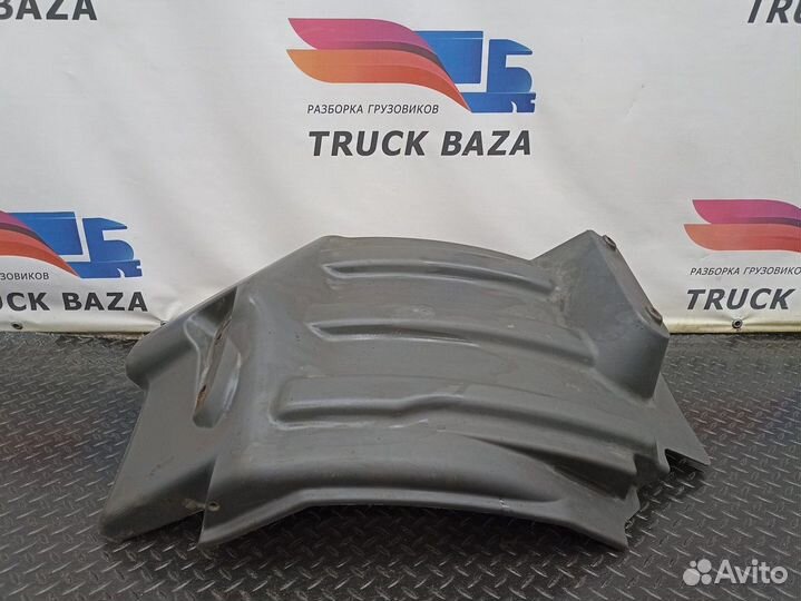 Крыло переднее левое