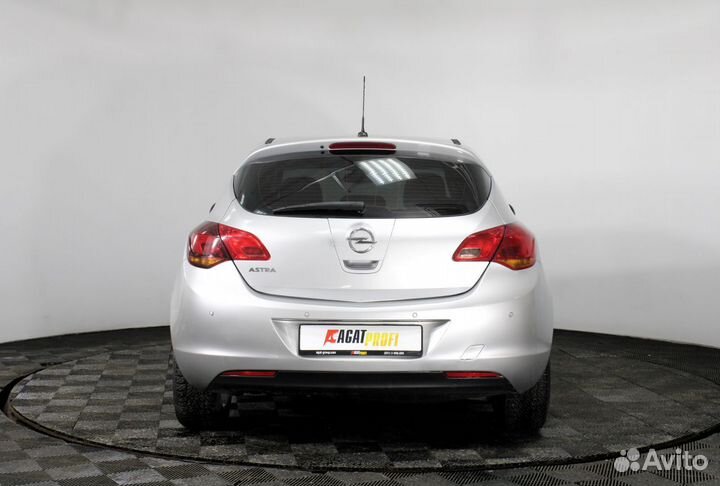 Opel Astra 1.6 AT, 2010, 155 001 км