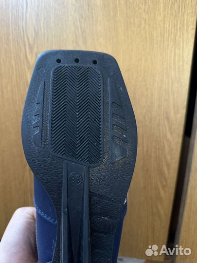 Лыжные ботинки