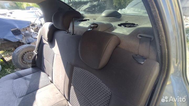Задний диван Renault Simbol