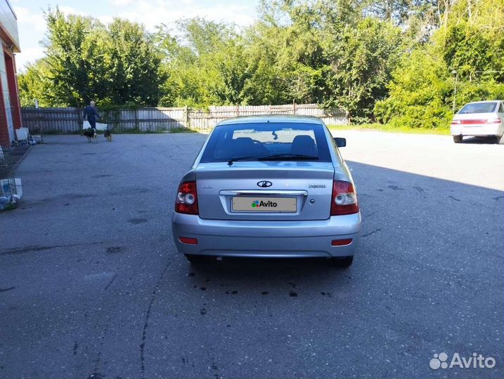 LADA Priora 1.6 МТ, 2009, 130 000 км